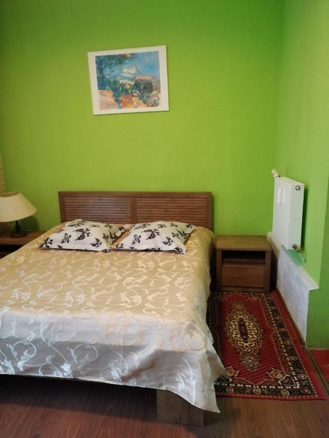 Hotel Rares Botoszany Zewnętrze zdjęcie