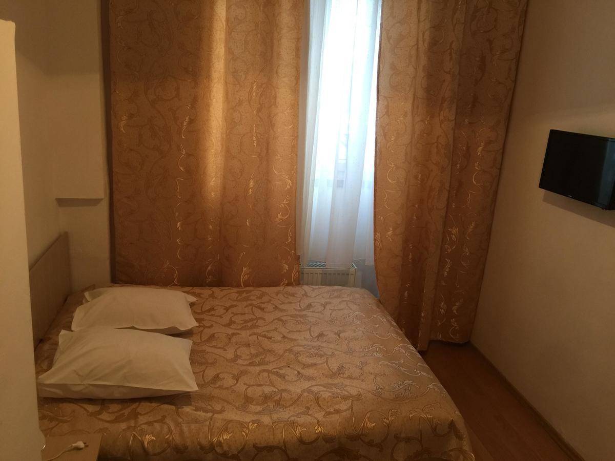 Hotel Rares Botoszany Zewnętrze zdjęcie