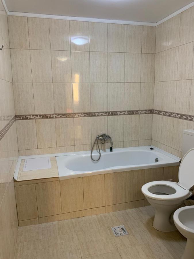Hotel Rares Botoszany Zewnętrze zdjęcie